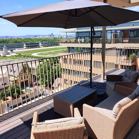 Panorama Apartment Vienna - Free Parking, Sauna & Fitness Luaran gambar