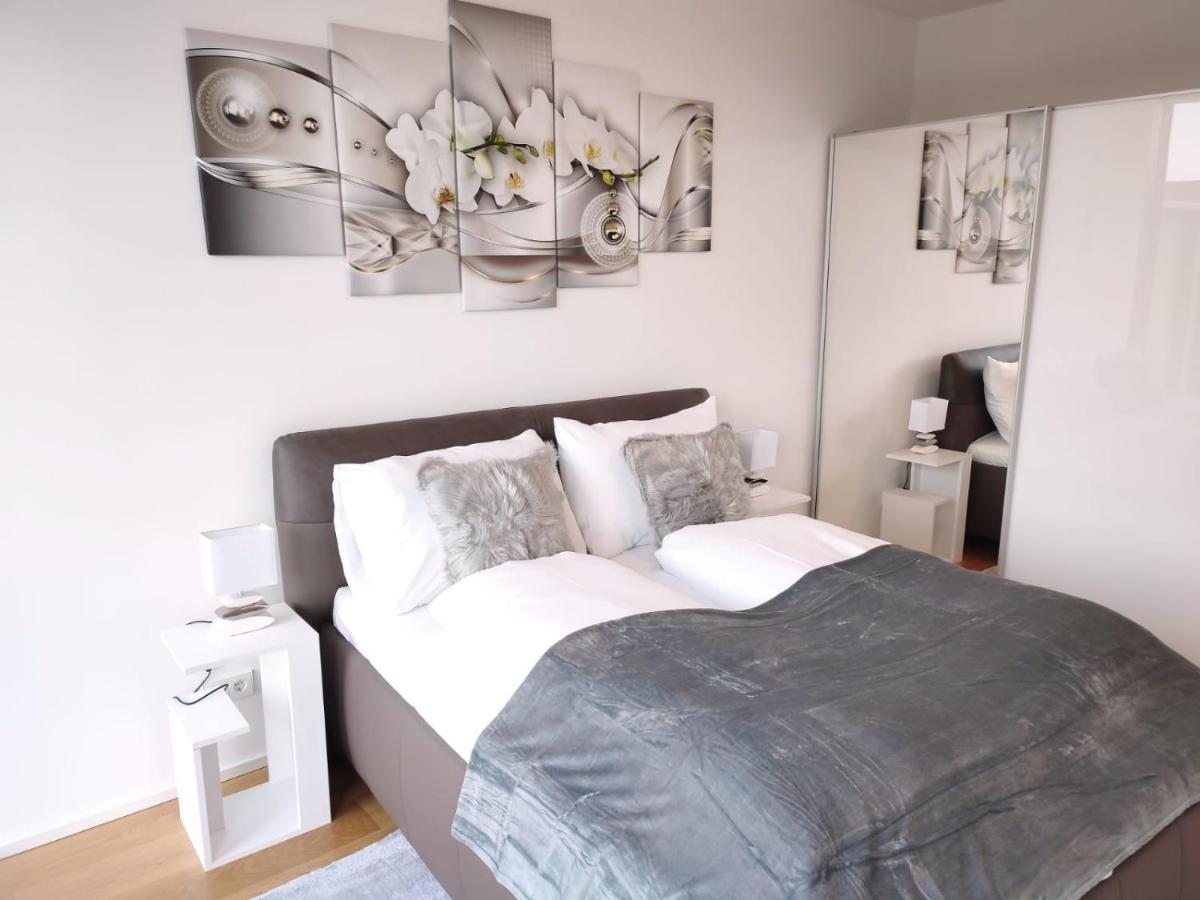 Panorama Apartment Vienna - Free Parking, Sauna & Fitness Luaran gambar