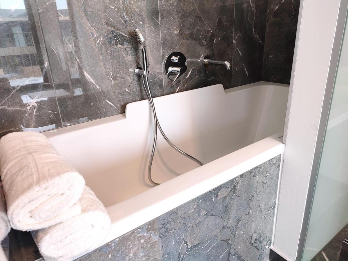Panorama Apartment Vienna - Free Parking, Sauna & Fitness Luaran gambar